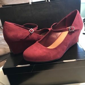 NWT Wedge Mary Jane Shoes - 10W